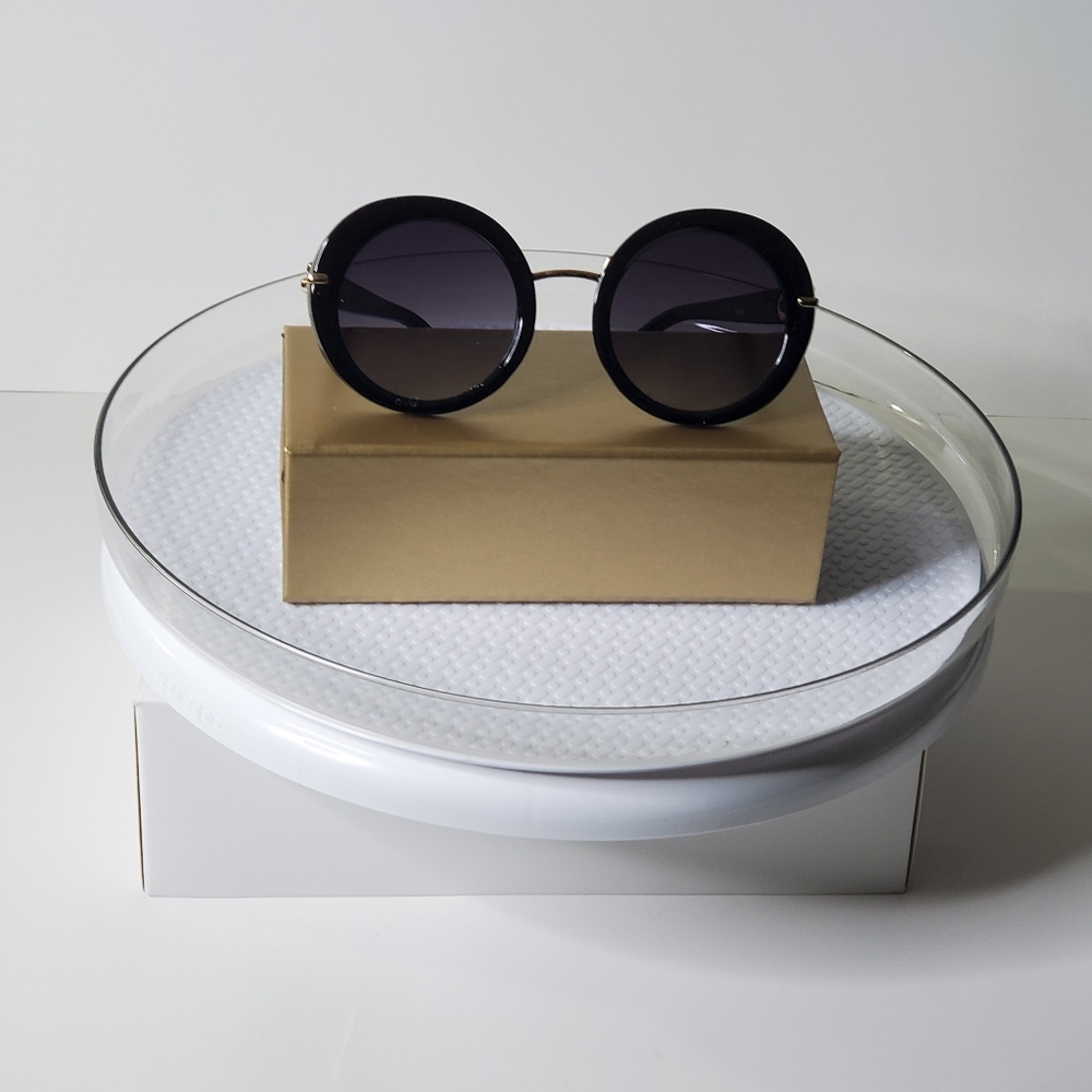 Chic Black Round Sunglasses